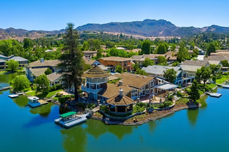 Shrub Replacement in Westlake Village, CA